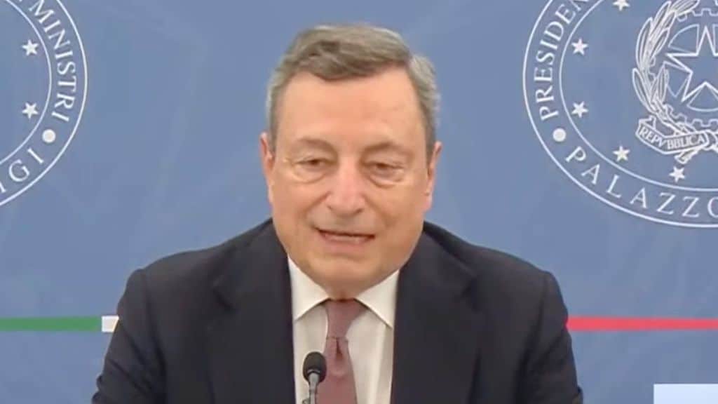 mario draghi in conferenza stampa