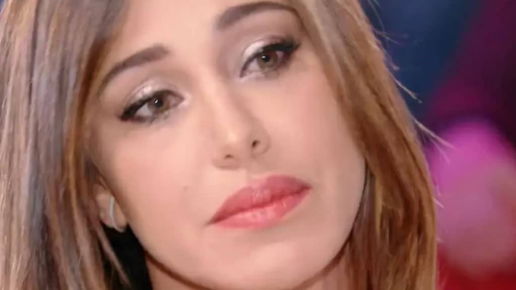Belen: critiche per la foto di Luna Mari