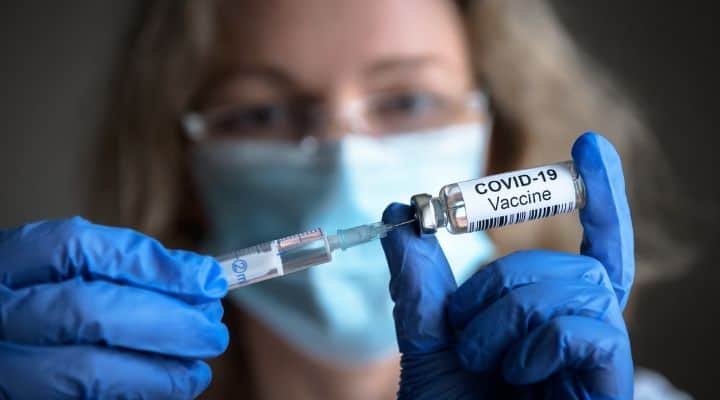 arriva il certificato di esenzione al vaccino anti-covid