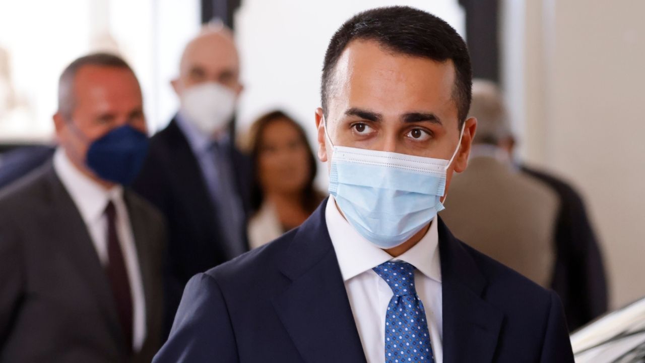 afghanistan, luigi di maio svela quanti civili afghani stanno arrivando in italia