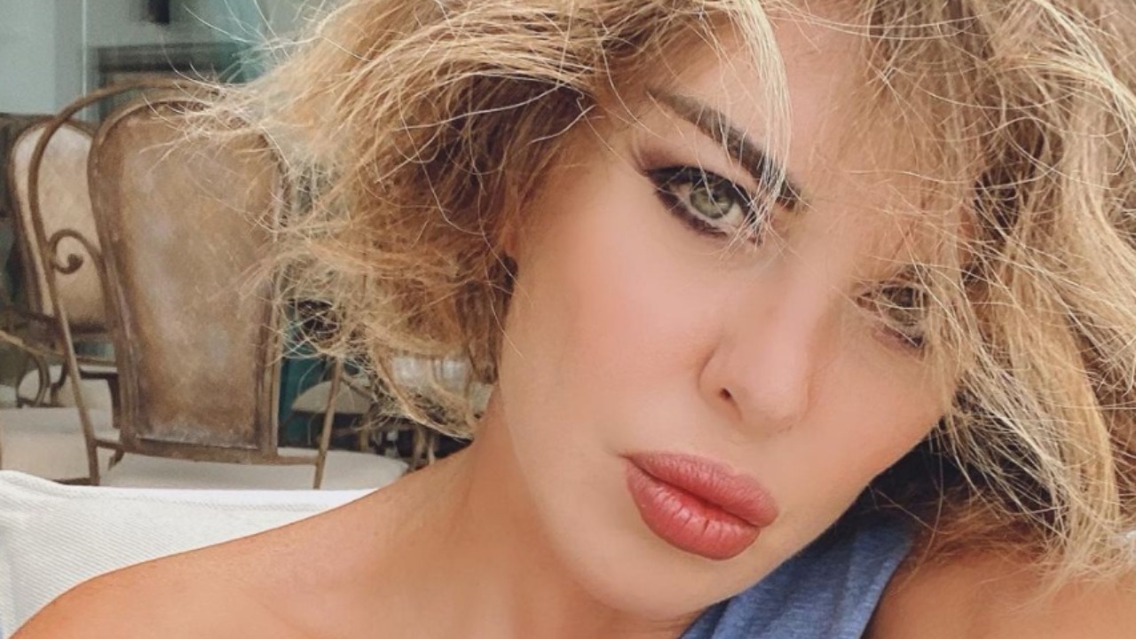 Alba Parietti: inno alla vita su Instagram, poi si rivolge a chi la accusa: “Siete già morti”