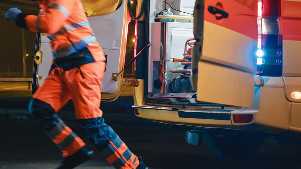 incidente stradale: morti padre e figlia