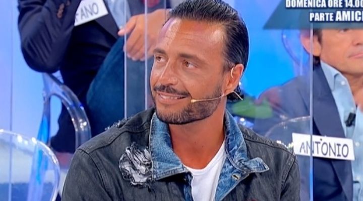 armando incarnato insultato a uomini e donne