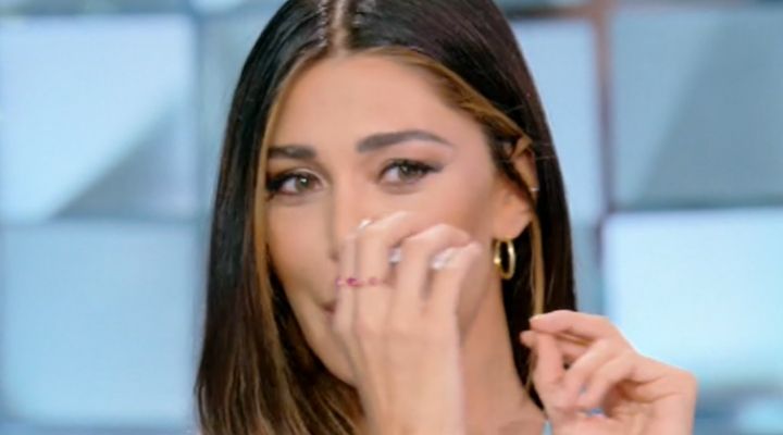 belen-rodriguez-verissimo-lacrime-figli