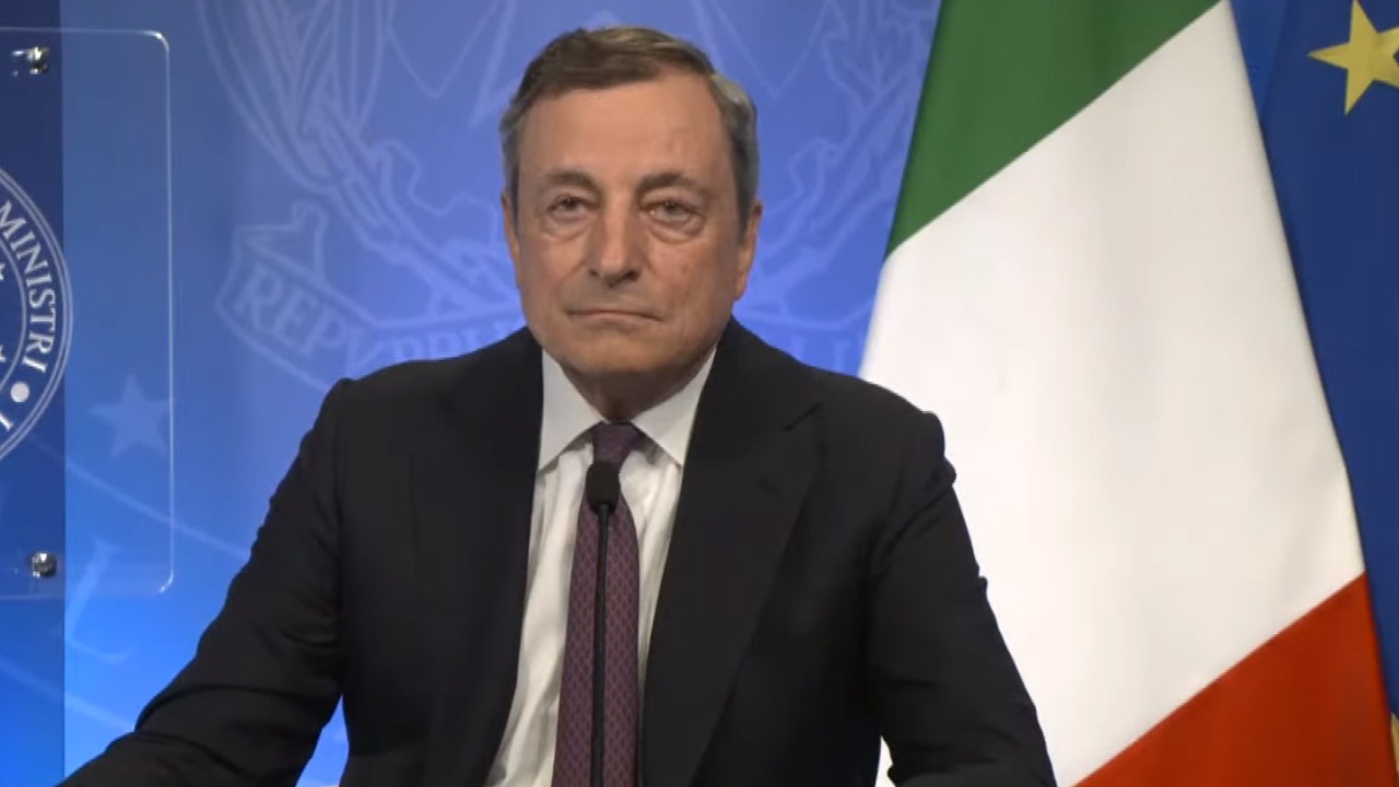 Draghi conferenza stampa green pass