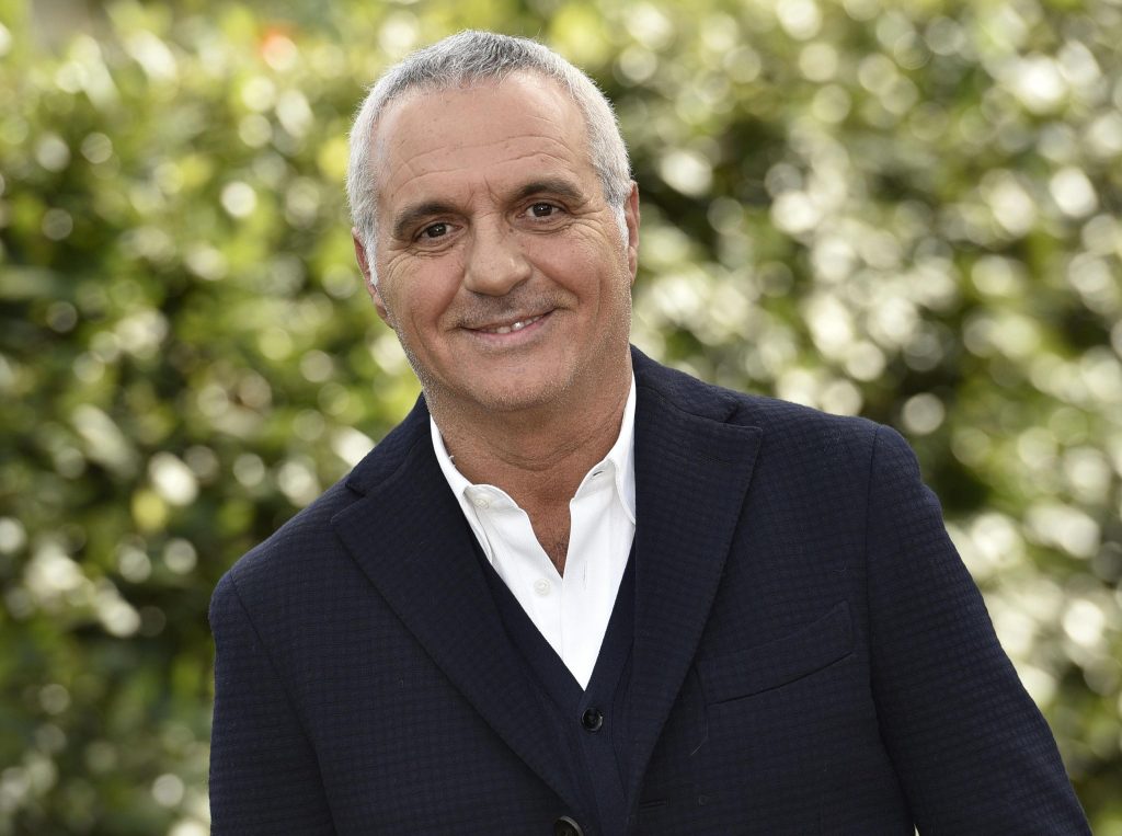 Giorgio Panariello, chi è: vita e carriera artistica del “tuttofare” nel panorama artistico italiano Giorgio Panariello, chi è: vita e carriera artistica del “tuttofare” nel panorama artistico italiano