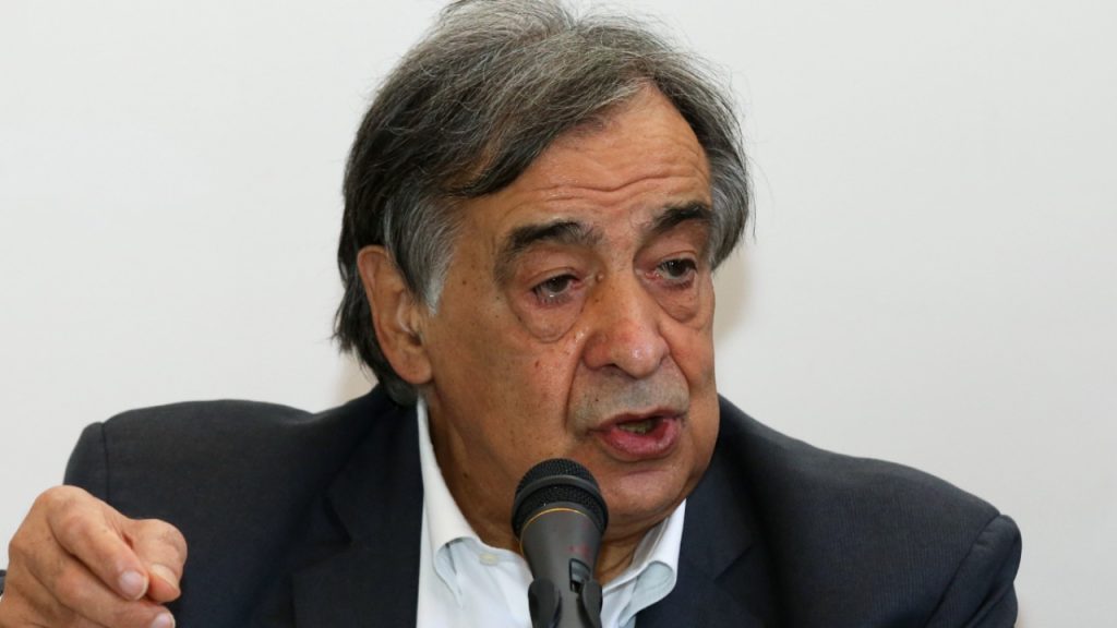 Leoluca Orlando indagato per bilanci comunali falsi insieme ad altri 23 dirigenti ed ex assessori Leoluca Orlando indagato per bilanci comunali falsi insieme ad altri 23 dirigenti ed ex assessori