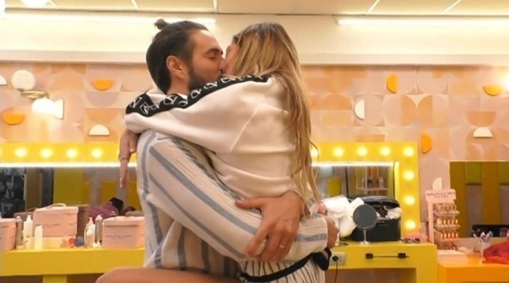 soleil sorge ha baciato alex belli