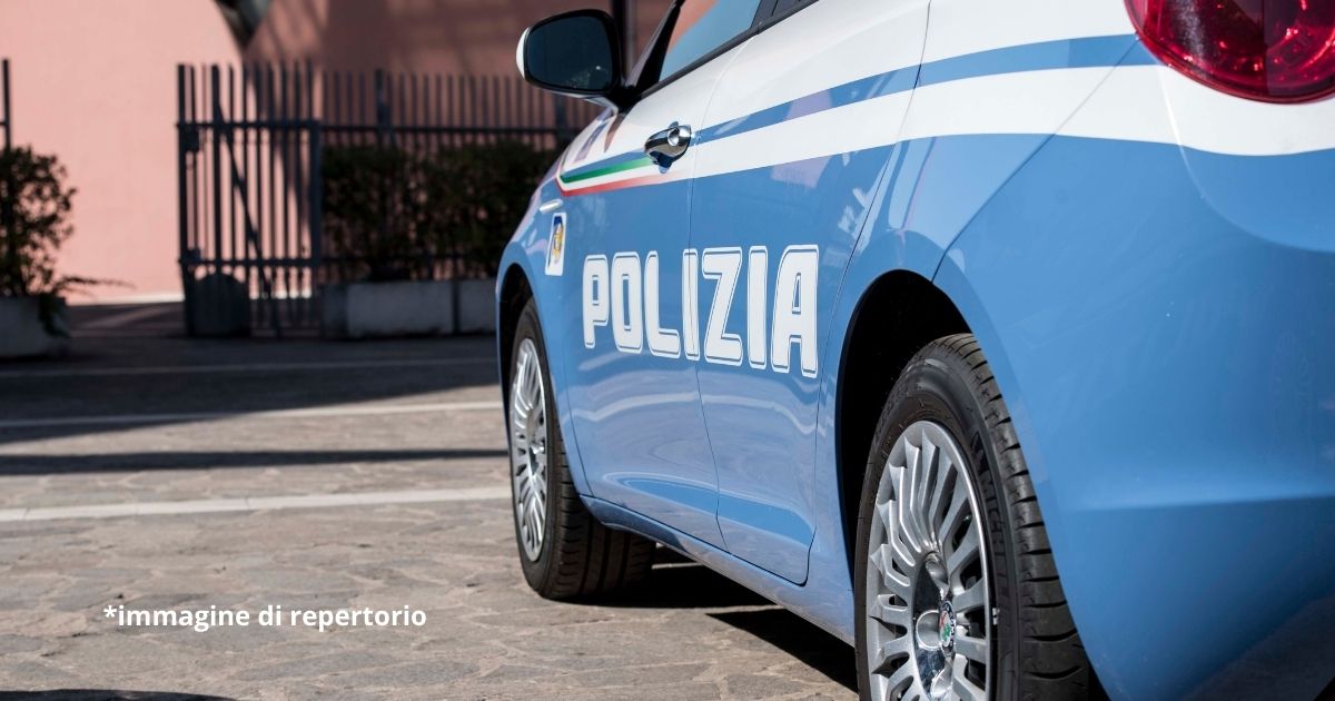 Macchina polizia