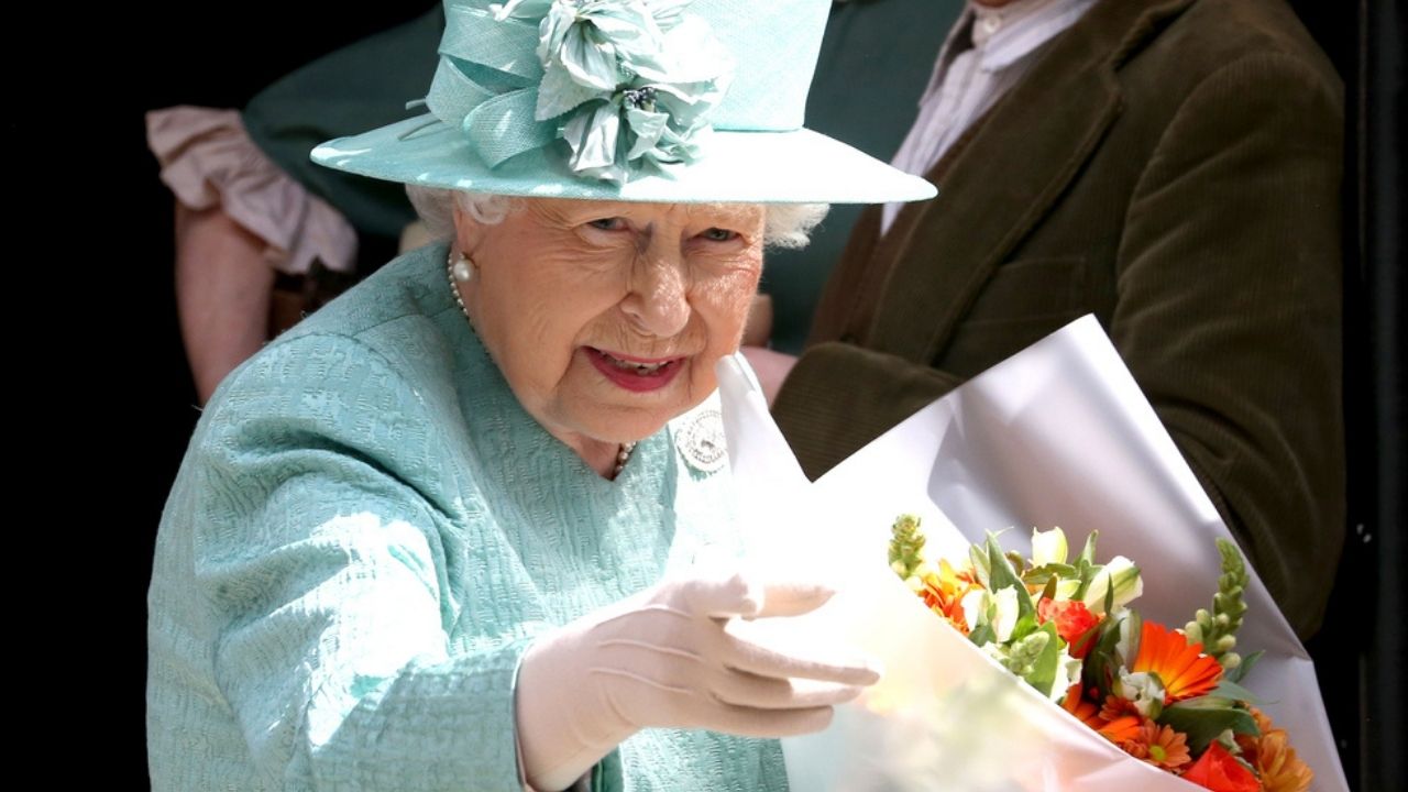 La Regina Elisabetta d’Inghilterra ha un fornitore italiano per le candele a corte
