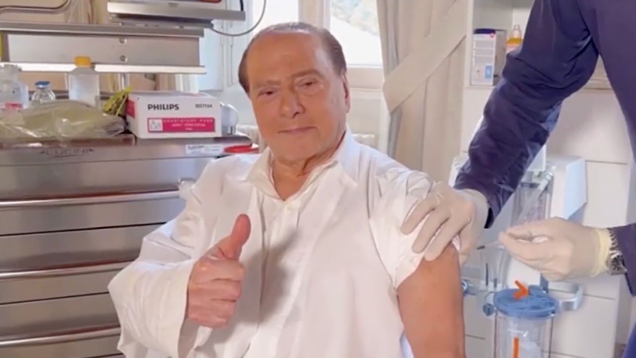 berlusconi terza dose vaccino