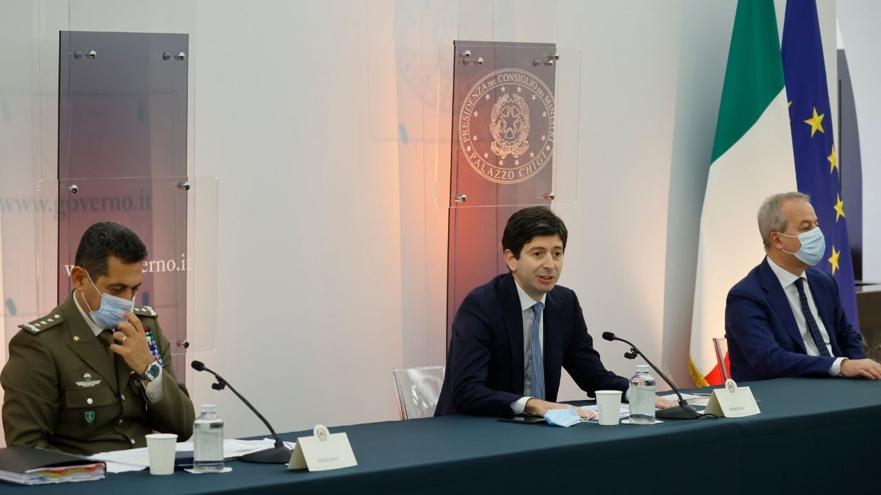 Conferenza stampa speranza locatelli figliuolo