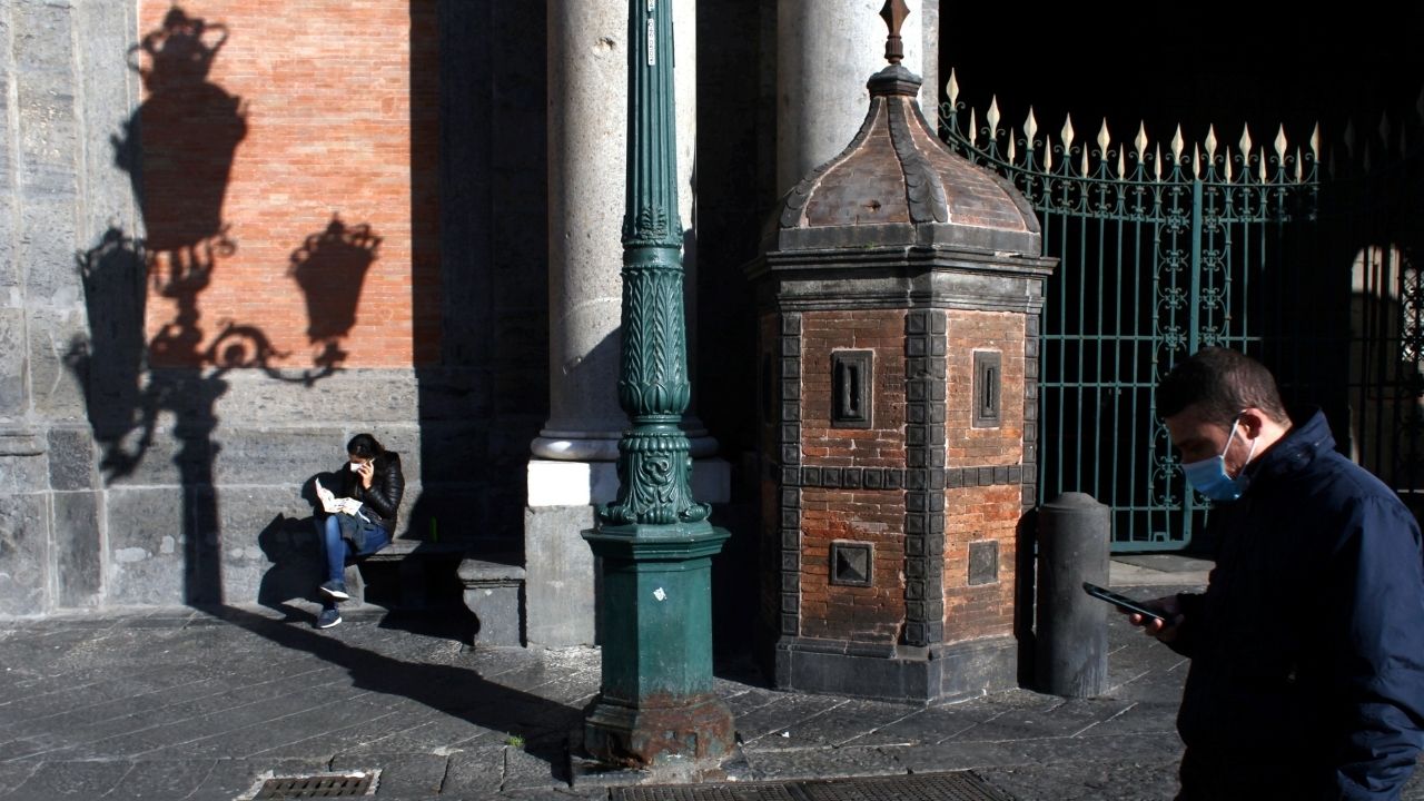 lockdown come l'Austria in Italia