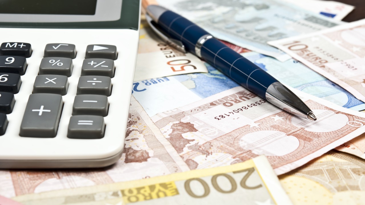 Taglio Irpef e Irap, cosa cambia da gennaio 2022 e chi pagherà meno tasse: le prime ipotesi