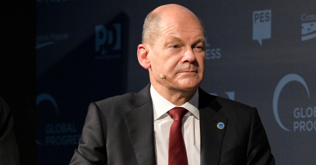 OLAF SCHOLZ