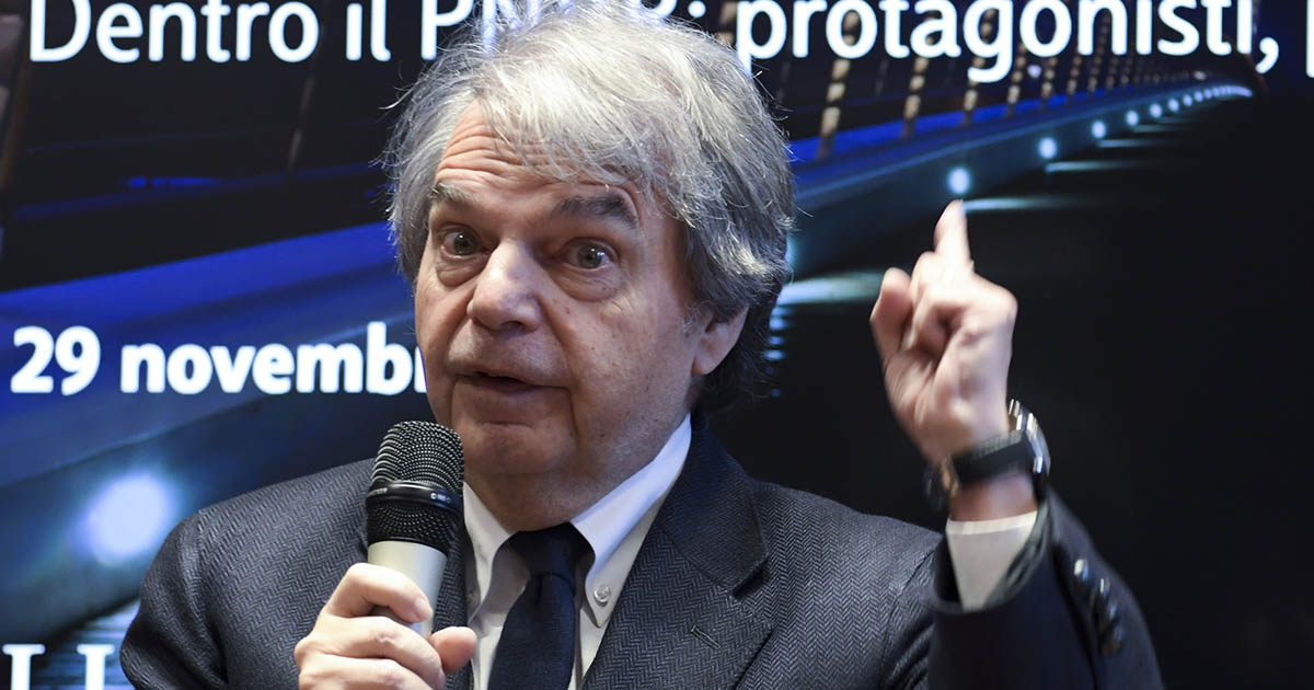 Smart working, Brunetta dice no: non si torna indietro, ma resta in piedi un'ipotesi sul tavolo del Governo