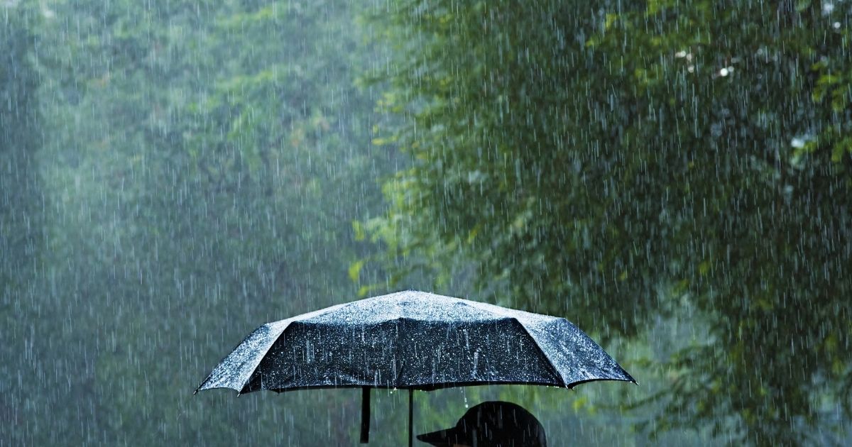 allerta meteo nel napoletano, scuole chiuse