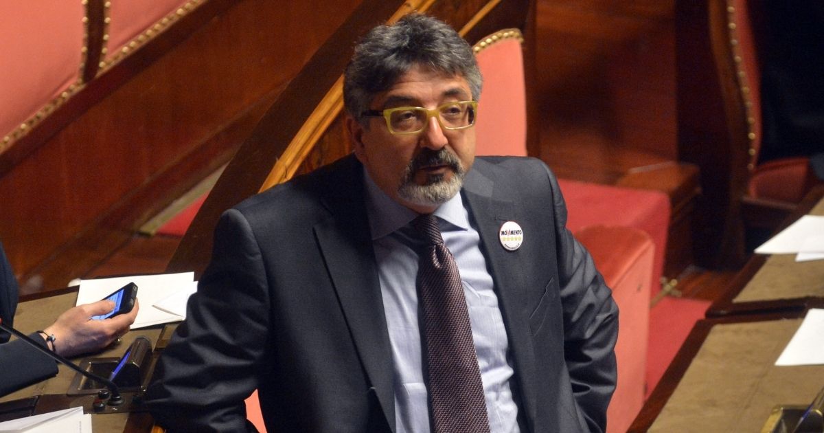 Covid, è morto l’ex senatore Bartolomeo Pepe: era un no-vax, non aveva voluto vaccinarsi