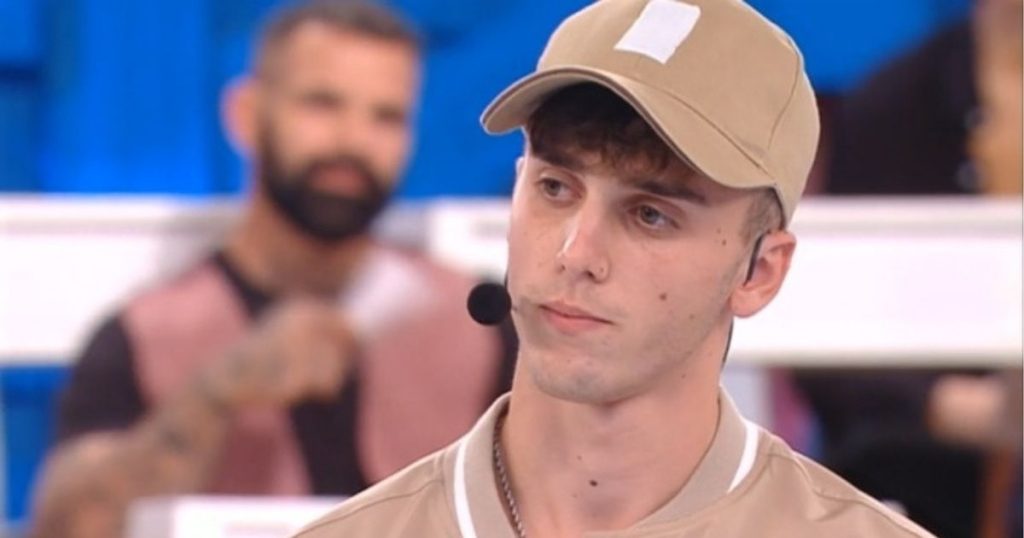 LDA Disco D’Oro, Rudy Zerbi polemizza con Anna Pettinelli ad Amici: “C’è posta per te”. Commento 5 dicembre LDA Disco D’Oro, Rudy Zerbi polemizza con Anna Pettinelli ad Amici: “C’è posta per te”. Commento 5 dicembre