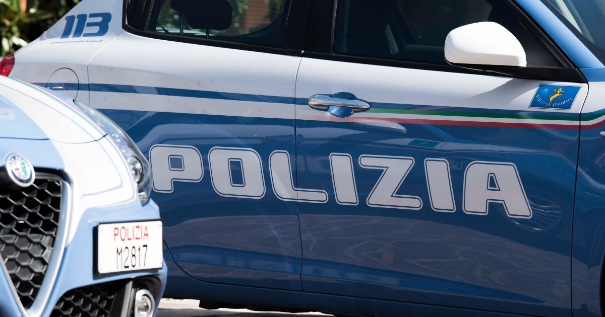 Madre e figlia di 3 anni senza cibo per 2 giorni: la polizia di Pescara le aiuta il giorno di Natale