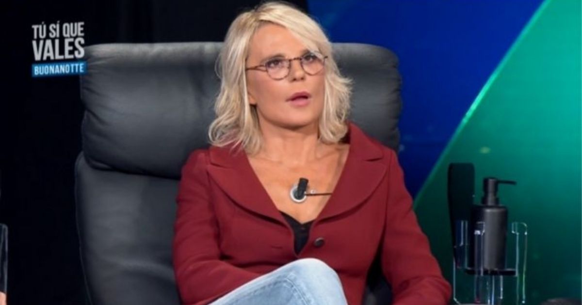 maria de filippi infuriata