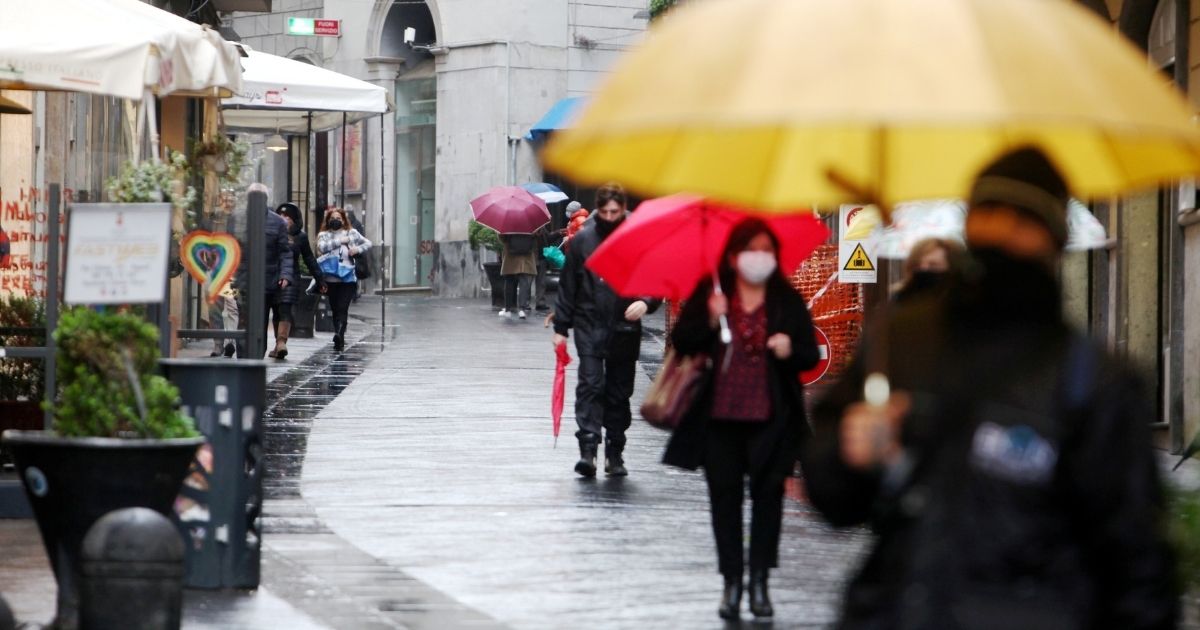 Previsioni meteo di Natale: in arrivo pioggia, neve e maltempo, weekend rovinato dal clima