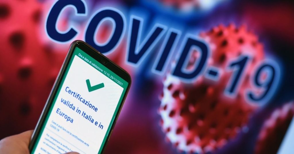 Super Green Pass come si ottiene: le nuove regole per bar, ristoranti e palestre da lunedì 6 dicembre