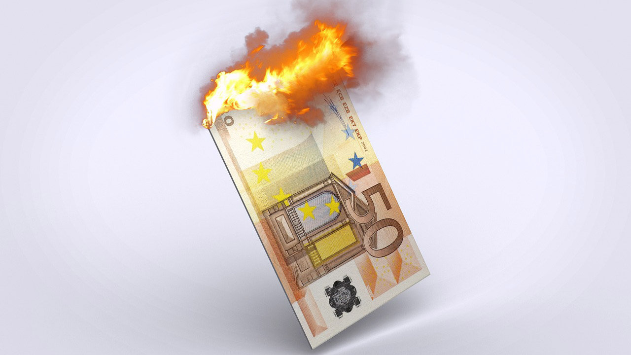 Il 2022 anno complicato per il risparmio: su cosa investire per evitare che venga eroso dall’inflazione