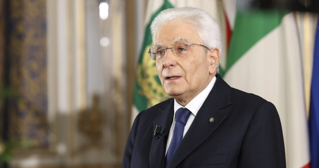 Trovata l'intesa in maggioranza: sì al bis di Mattarella, che ottiene 387 voti nella settima votazione - ore 14.30