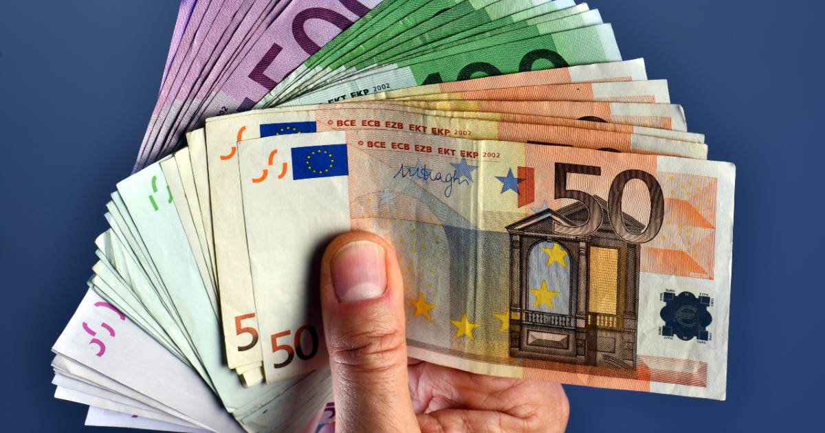 Tasse, l'appello di 102 super ricchi per pagare di più: la pandemia ha aumentato il loro patrimonio