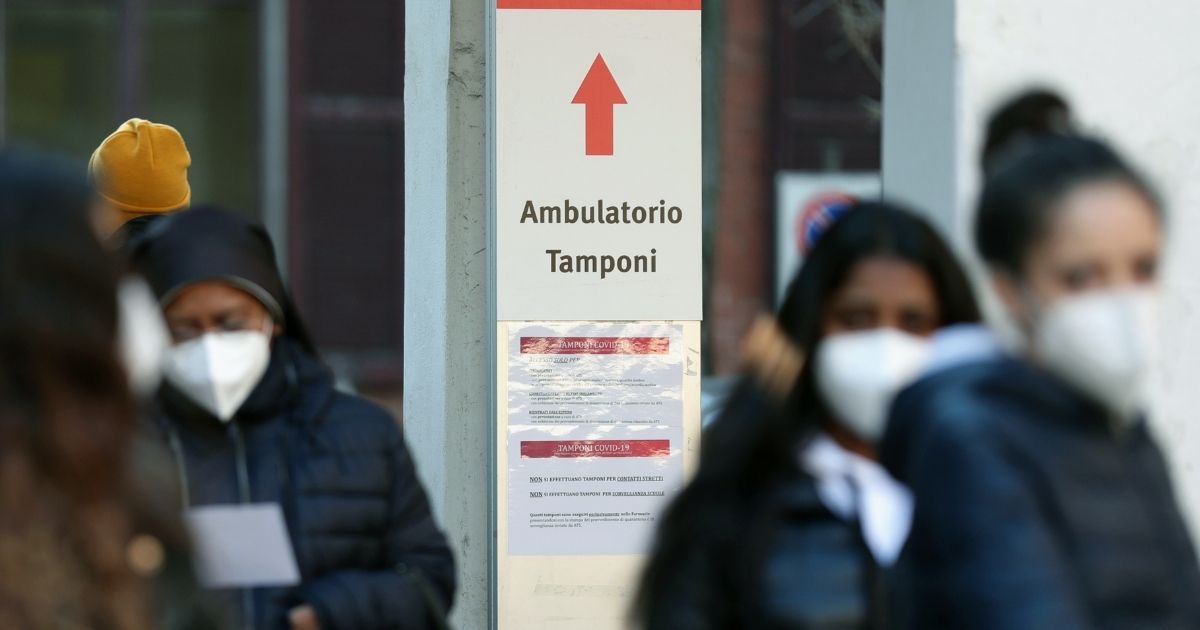 Coronavirus, ultime notizie 24 gennaio 2022: la superimmunità e le proposte per il Green pass