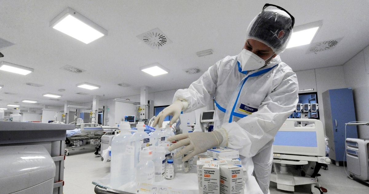Covid, si parla di reintrodurre l’isolamento: la decisione