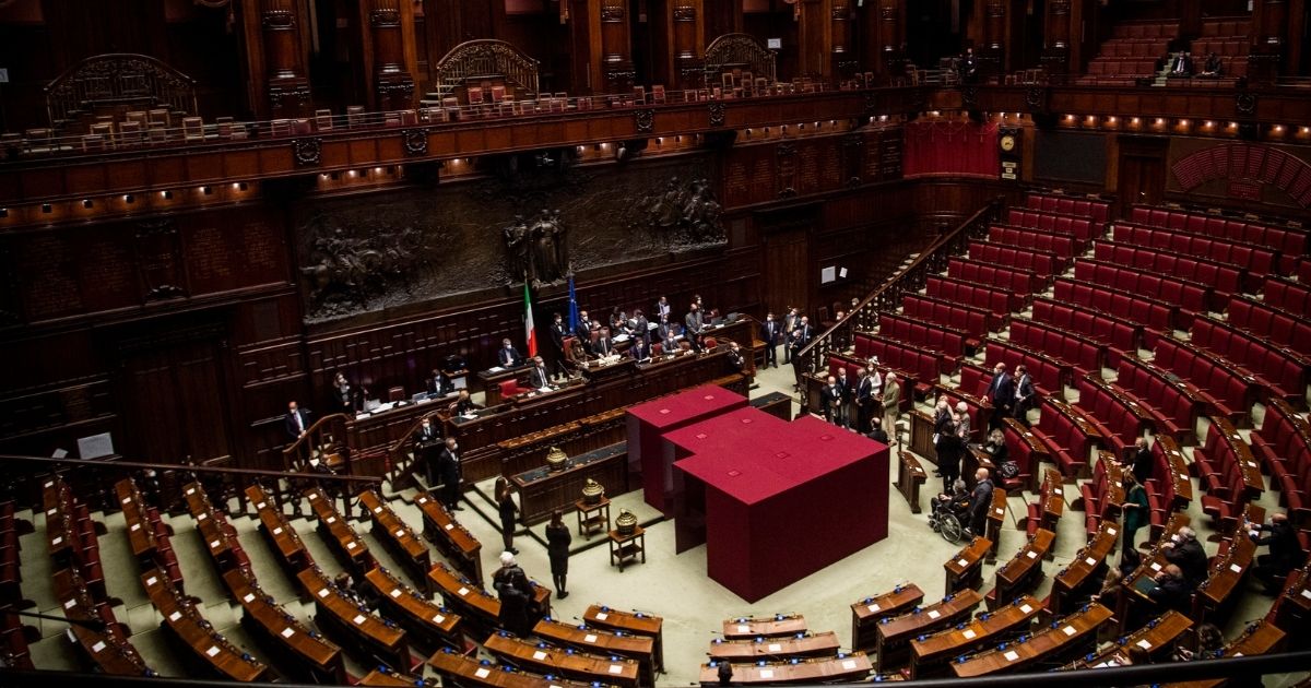 Elezioni del Presidente della Repubblica da Alfonso Signorini ad Amadeus. I nomi più strani votati