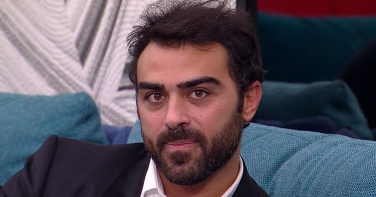 gianmaria-antinolfi-lascia-casa-gf-vip-annuncio