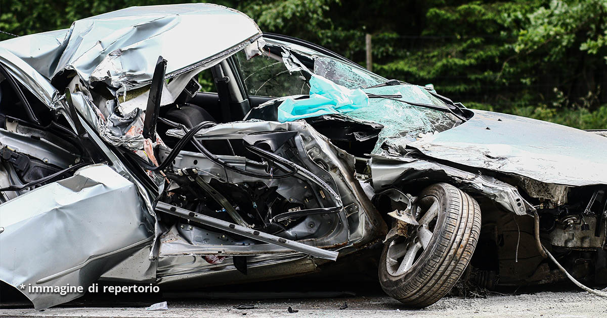 Incidente nel Bresciano, morti 5 ragazzi tra i 17 e i 22 anni: nessuna delle vittime aveva la patente