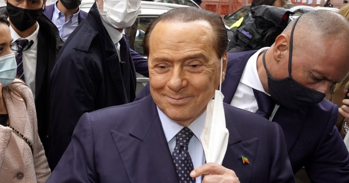 Berlusconi a un passo dallo scioglimento della riserva sulla candidatura. Sabato vertice di centro-destra