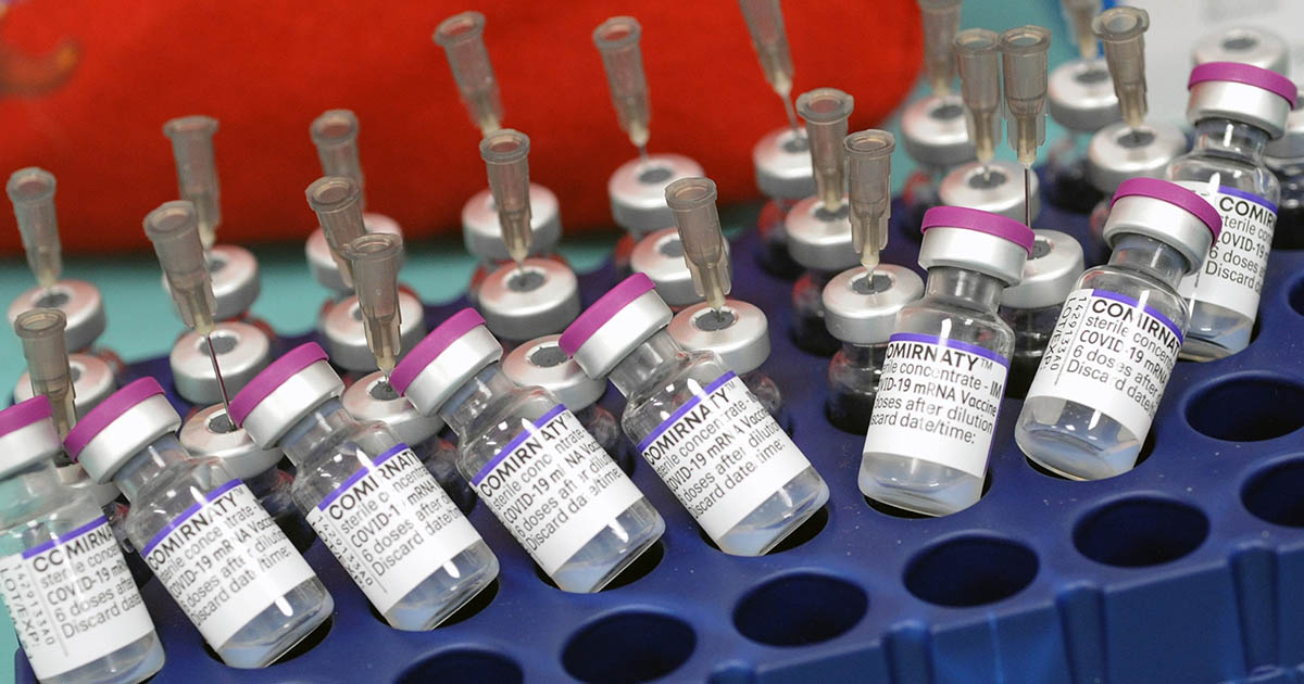 Covid, per Oms necessità di vaccini nuovi: i booster potrebbero non bastare contro Coronavirus e varianti