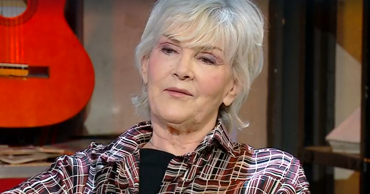 Caterina Caselli e la malattia che l'ha colpita: "L'ho vissuta in privato sotto la parrucca"