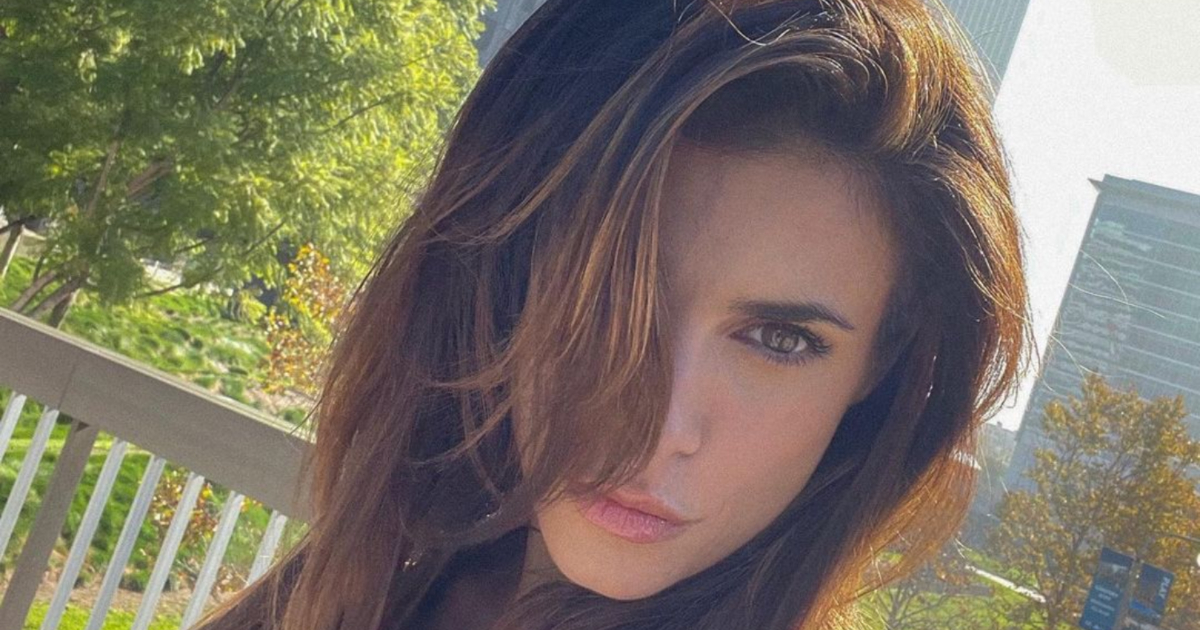 Elisabetta Canalis e il presunto compenso per lo spot sulla Liguria: scoppia la polemica sull'ex velina