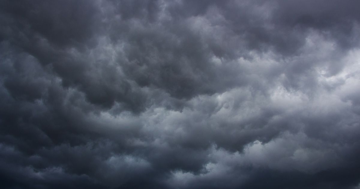 Allerta meteo domani: rovesci e uragani in arrivo, le previsioni meteo per venerdì 18 febbraio e il weekend