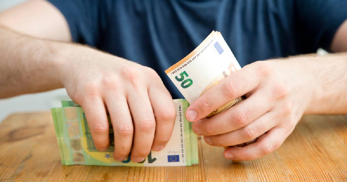 Tetto massimo contanti 2022, il limite ai pagamenti torna a 2000 euro ma solo per poco: quando la nuova soglia