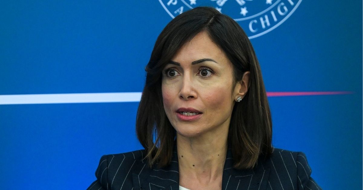 Mara Carfagna, minacce di morte alla ministra per il Sud: inviata busta contenente un proiettile