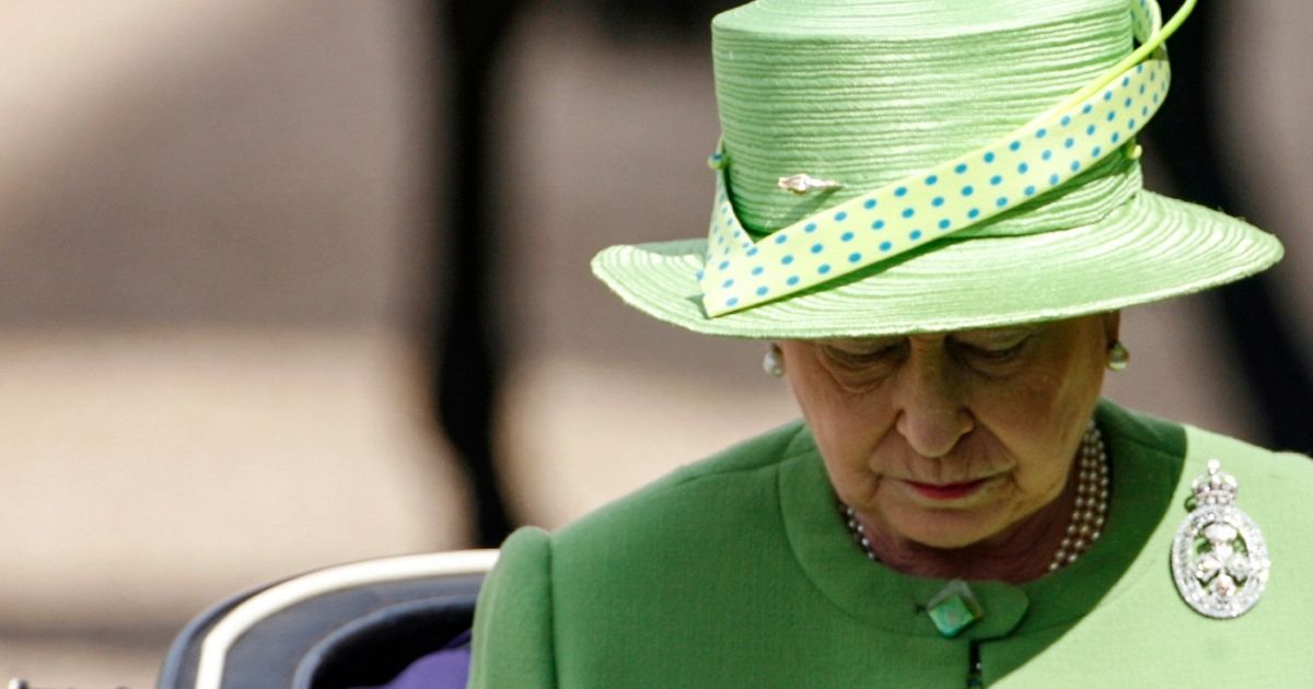 Elisabetta II da 70 anni Regina d'Inghilterra: come si svolse l’incoronazione seguita in diretta mondiale