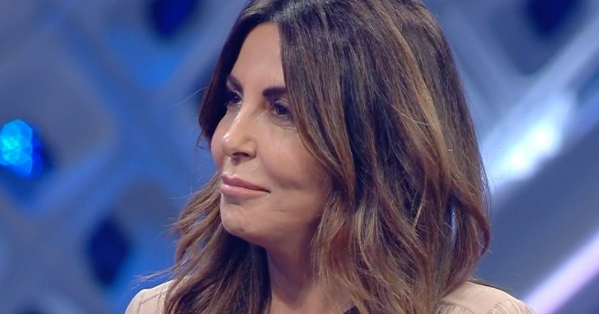 Chi è la madre di Sabrina Ferilli: l'attrice è legatissima a lei. La lettera di mamma Ida da Maria De Filippi