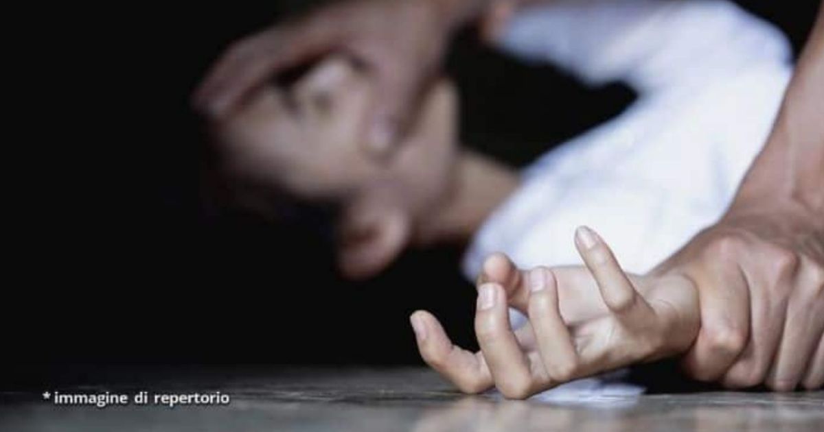 27enne violentata per 7 ore da un uomo a Sulmona: si erano conosciuti in chat, la denuncia della donna