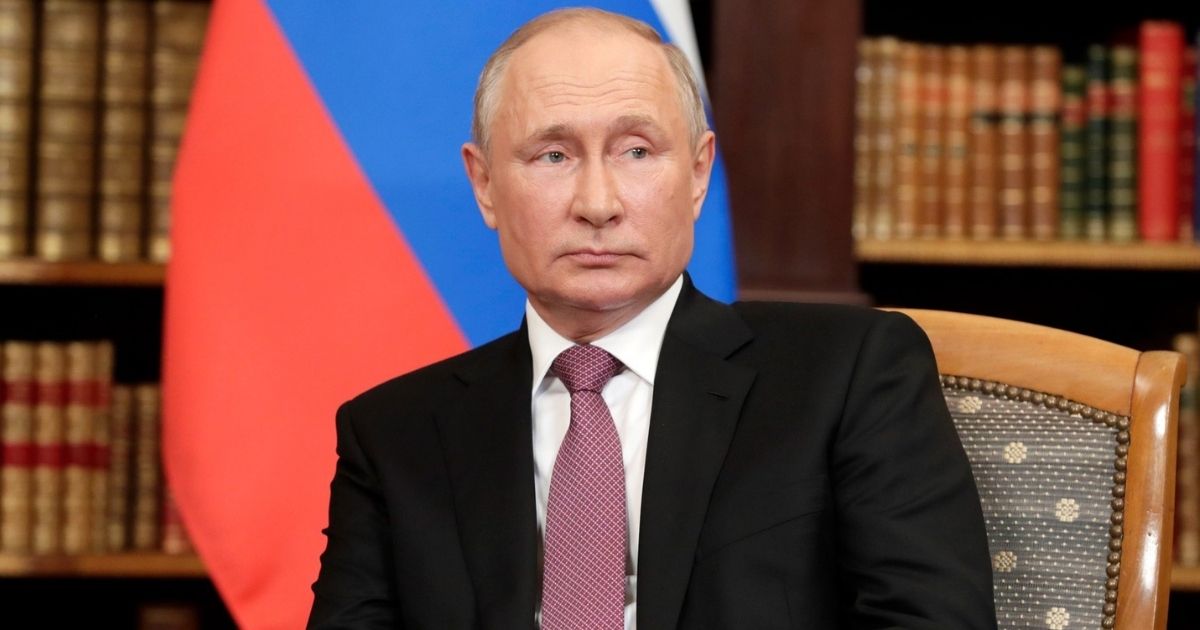 Putin sull'operazione militare in Ucraina: "Costretti a prendere queste misure". Il commento sulle sanzioni