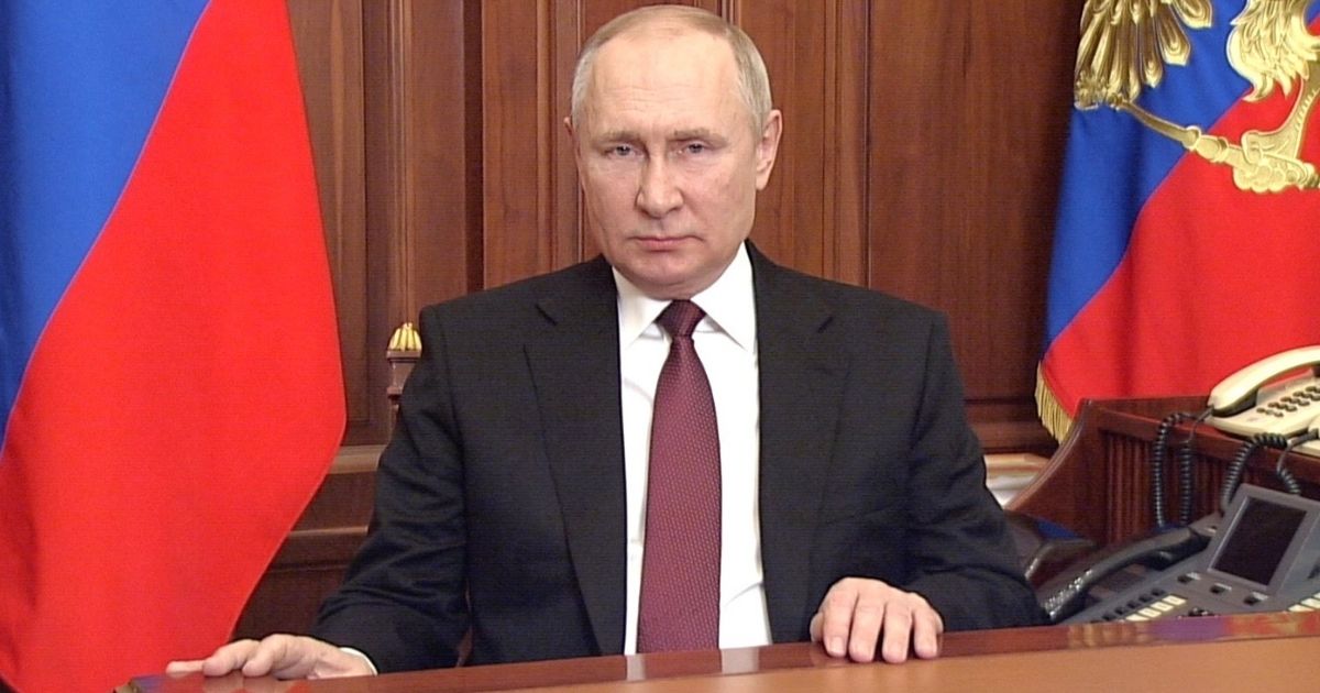 Vladimir Putin, ascesa politica, i 4 mandati presidenziali e il referendum che gli permette di stare al potere fino al 2036