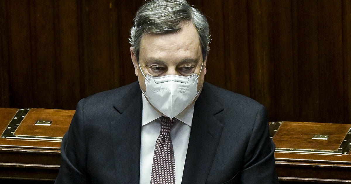 Figliuolo dice addio al ruolo di commissario Covid, ma c'è un sostituto: Draghi nomina il generale Petroni