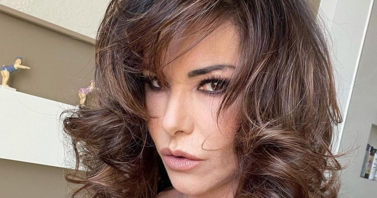 Emanuela Folliero cade e si rompe una gamba: il duro sfogo sulla mancata manutenzione alle strade di Milano