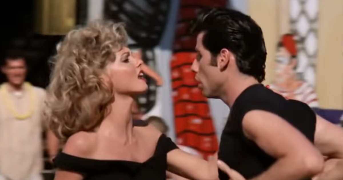 In Grease in realtà Sandy è morta e la trama è un sogno: la folle teoria che spopola sul web tra i fan